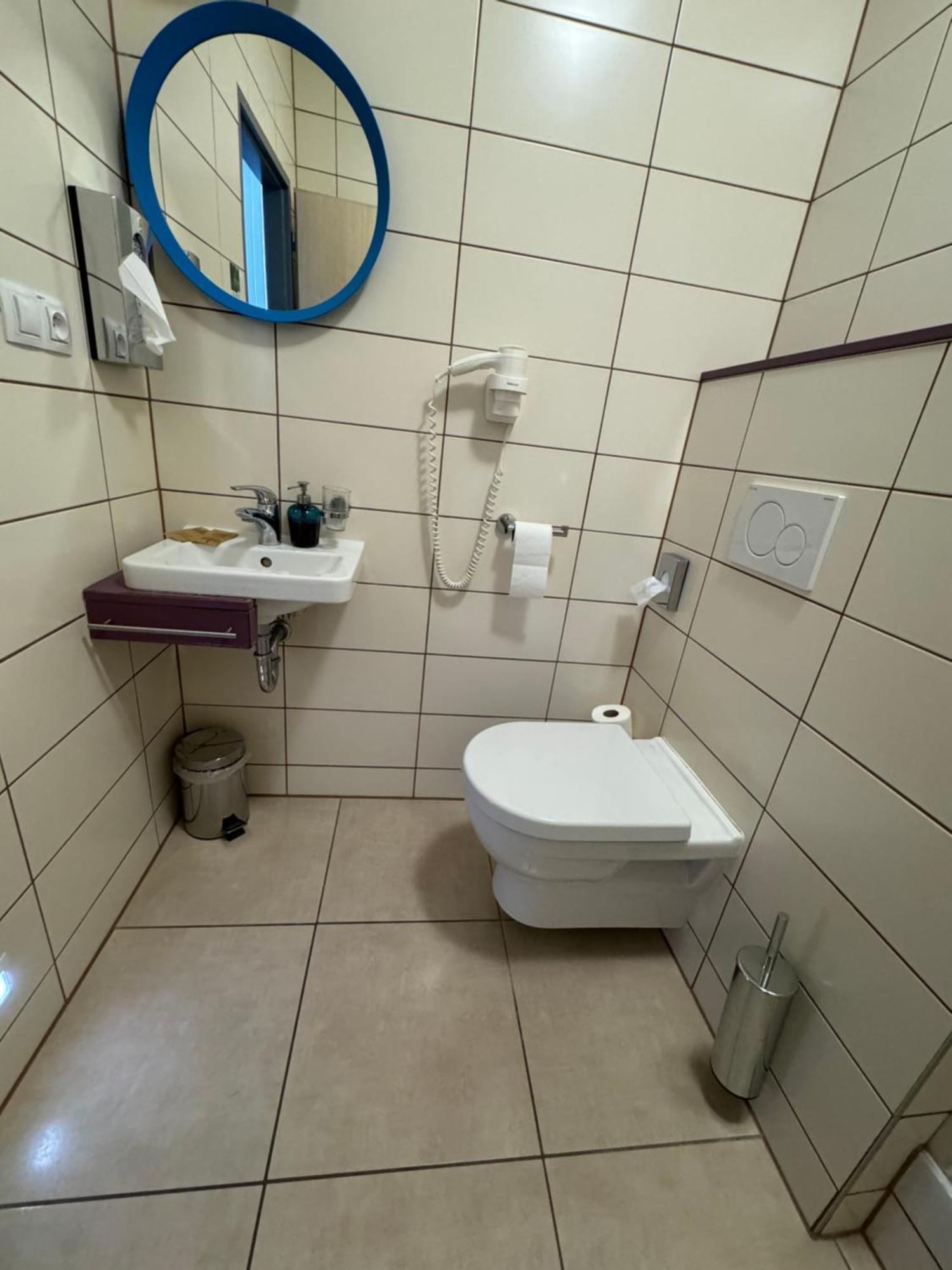 Sport Hotel Sletiste Kladno Exterior foto